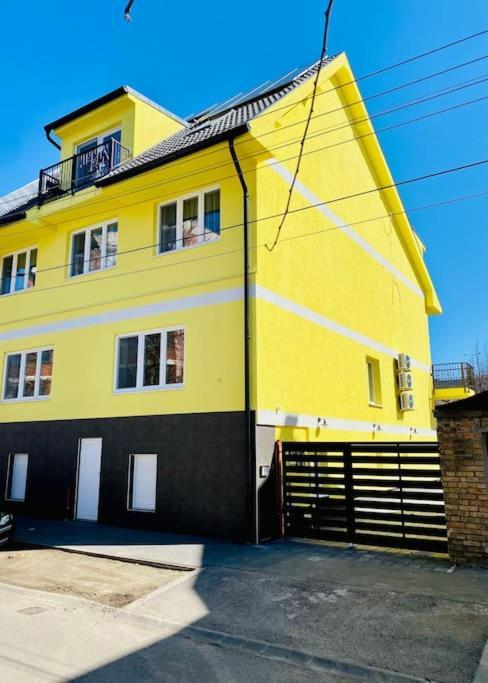 Lemon Premium Apartment Szeged Luaran gambar